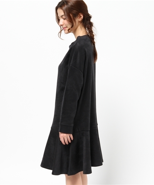 OUTLET（アウトレット）の「【Omekashi】スエードライク裏毛ワンピース（ワンピース・レディース・チャコールグレー/カーキ/ブラック・FREE）」の5枚目の写真