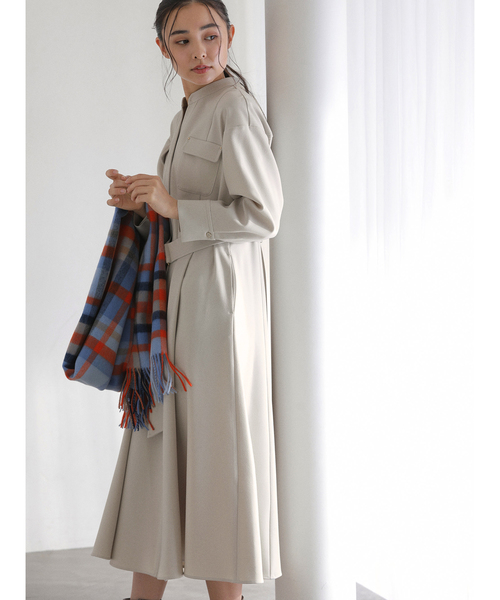 La TOTALITE（ラトータリテ）の「TWEEDMILL/ツイードミル ウール チェックストール 65*190cm（ストール/ショール・レディース・ベージュ/ブルー系その他・FREE）」の6枚目の写真