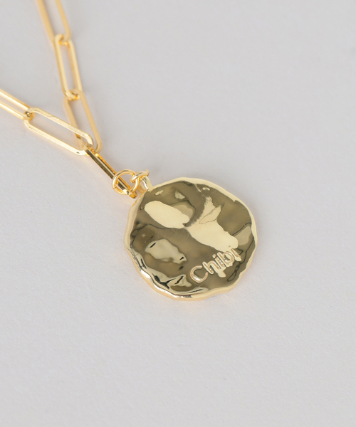 Chibi Jewels (チビジュエルズ)の「chibi jewels/チビジュエルズ Letter Coin Necklace(ネックレス・レディース・ゴールド・FREE)」の8枚目の写真