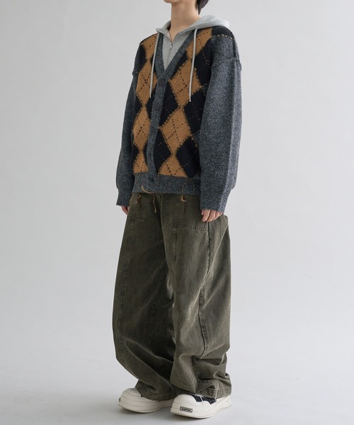 EPNK(イーピーエヌケー)の「Distressed Argyle Cardigan / ディストレストアーガイルカーディガン(カーディガン/ボレロ・メンズ・ブラウン/グレー/ブラック・LARGE/MEDIUM)」の20枚目の写真