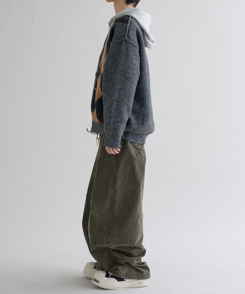 EPNK(イーピーエヌケー)の「Distressed Argyle Cardigan / ディストレストアーガイルカーディガン(カーディガン/ボレロ・メンズ・ブラウン/グレー/ブラック・LARGE/MEDIUM)」の21枚目の写真