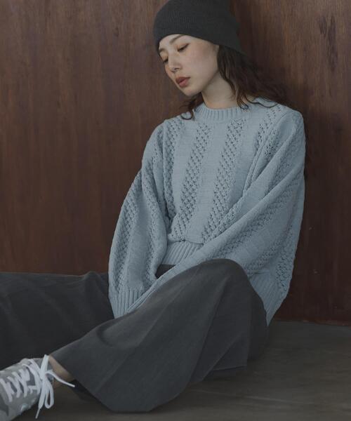 URBAN RESEARCH Sonny Label（アーバンリサーチサニーレーベル）の「ベロアモールアイレット柄編みニットプルオーバー（ニット/セーター・レディース・グレー系その他/ライトピンク/オフホワイト/チャコールグレー・FREE）」の17枚目の写真