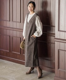 Droite lautreamont（ドロワットロートレアモン）の「ツィードVネックジャンスカワンピース（ジャンパースカート）」
