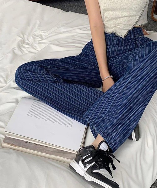 meJane(ミージェーン)の「ストライプ柄 ストレートデニムパンツ(デニムパンツ・レディース・ダークブルー・L/M)」の8枚目の写真