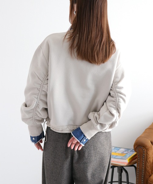 cepo（セポ）の「柔らか裏起毛＆袖ギャザー ボリュームスリーブスウェットプルオーバー（スウェット・レディース・ブラウン/ブラック/グレー・M）」の19枚目の写真