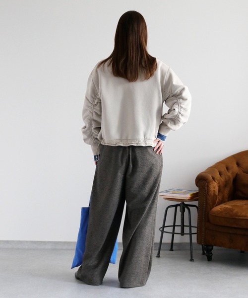 cepo（セポ）の「柔らか裏起毛＆袖ギャザー ボリュームスリーブスウェットプルオーバー（スウェット・レディース・ブラウン/ブラック/グレー・M）」の14枚目の写真