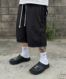 CLACO（クラコ）の「ナイロンサイドジッパーカーペンターバミューダパンツ（ブラック）（その他パンツ）」
