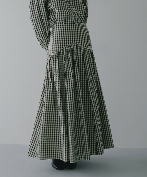 HIGH WAIST TIERED SKIRT（スカート）｜MANOF（マノフ）のファッション