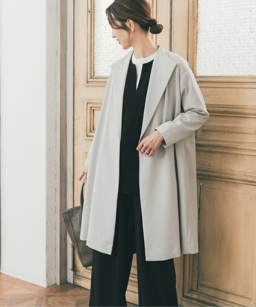 URBAN RESEARCH DOORS（アーバンリサーチドアーズ）の「『WEB限定』ダブルクロスガウンコート｜オフィスカジュアル/フォーマル/オケージョン/セレモニー/入卒式/お呼ばれ（その他アウター・レディース・ライトグレー/ネイビー・FREE）」の3枚目の写真