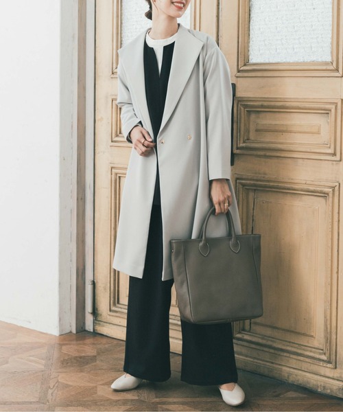 URBAN RESEARCH DOORS（アーバンリサーチドアーズ）の「『WEB限定』ダブルクロスガウンコート｜オフィスカジュアル/フォーマル/オケージョン/セレモニー/入卒式/お呼ばれ（その他アウター・レディース・ライトグレー/ネイビー・FREE）」の7枚目の写真