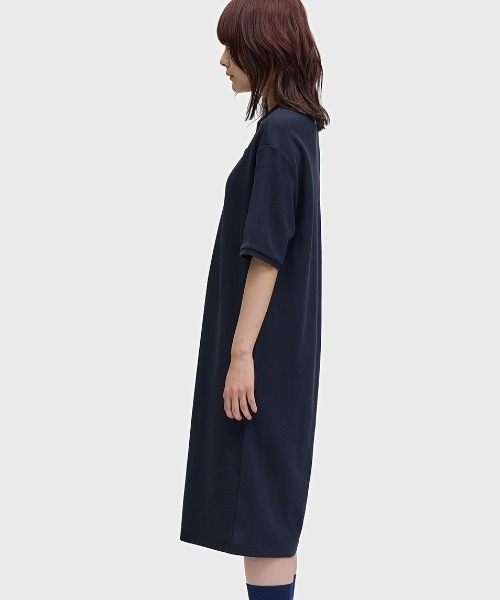 FRED PERRY(フレッドペリー)の「Open Collar Tipped Polo Dress/オープンカラーティップラインポロシャツワンピース(ワンピース・レディース・ネイビー・10)」の6枚目の写真
