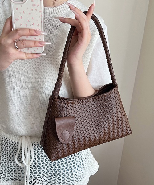 ONEP STAR(ワンピスター)の「ミニバッグ付き編み込みバッグ(トートバッグ・レディース・ブラック/ダークブラウン/オフホワイト/ブルー/レッド・FREE)」の14枚目の写真