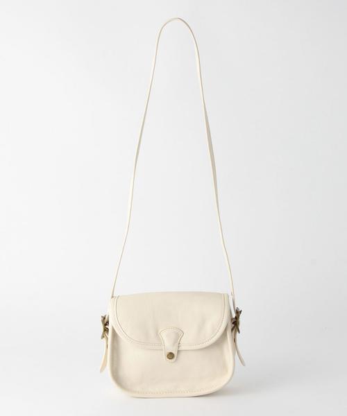 coen（コーエン）の「フラップショルダーバッグ（ショルダーバッグ・レディース・オフホワイト/ブラック/ブラウン/ダークブラウン・FREE）」の5枚目の写真