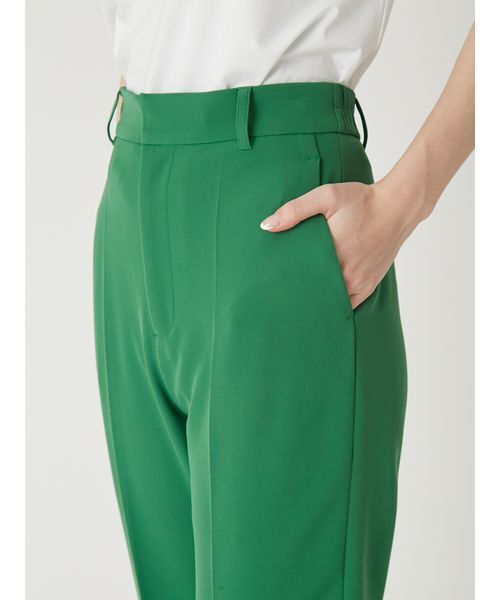 FRAY I.D（フレイアイディー）の「【00サイズあり】センタープレスセミフレアーパンツ（スラックス・レディース・アイボリー/ブラック・0/1/00）」の10枚目の写真