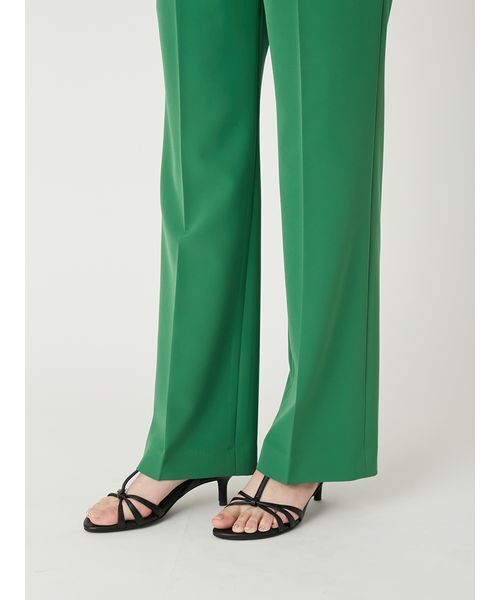 FRAY I.D（フレイアイディー）の「【00サイズあり】センタープレスセミフレアーパンツ（スラックス・レディース・アイボリー/ブラック・0/1/00）」の12枚目の写真