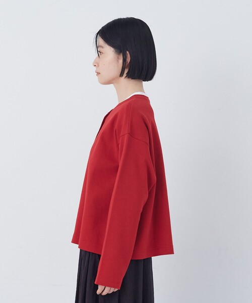 conges payes ADIEU TRISTESSE(コンジェ ペイエ アデュートリステス)の「ポンチスナップカーディガン(カーディガン/ボレロ・レディース・レッド/アイボリー/チャコールグレー・FREE)」の21枚目の写真