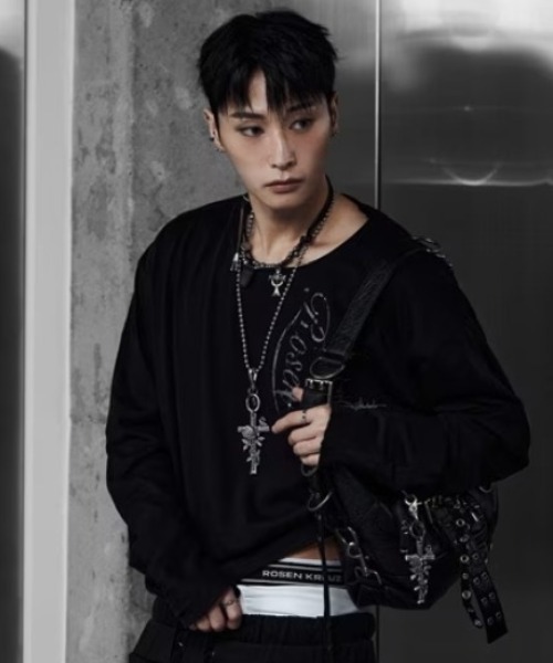 ROSEN KREUZ(ローゼンクロイツ)の「【Rosen Kreuz】ETERNAL ROSE CROSS NECKLACE/KEY RING / 【ローゼンクロイツ】2ウェイローズクロスネックレス&キーリング(ネックレス・メンズ・シルバー・ONE SIZE)」の3枚目の写真