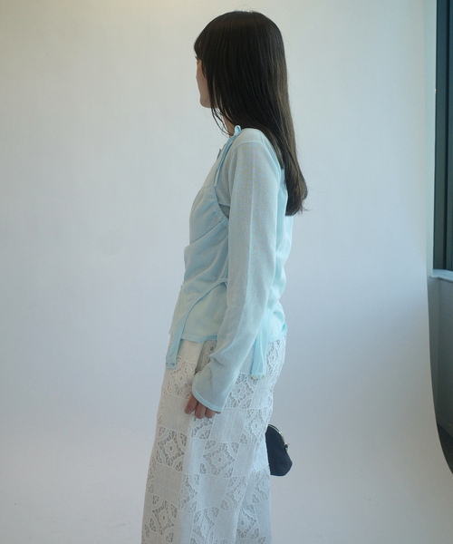 SLOBE IENA(スローブイエナ)の「tyn.TGOR/トゴール SLOBE別注 タンクセットカーディガン 【手洗い可能】(カーディガン/ボレロ・レディース・アイボリー/サックスブルー・FREE)」の19枚目の写真