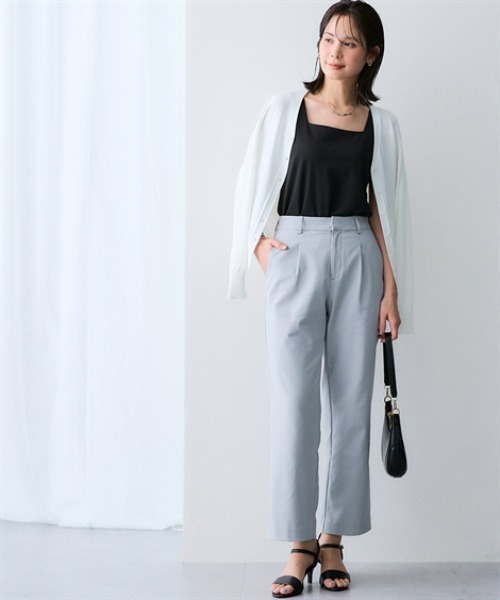 7days Life Styling(セブンデイズライフスタイリング)の「サラサラ裏メッシュ綿混ストレッチストレートパンツ(接触冷感・吸汗速乾・ストレッチ・UVカット)(その他パンツ・レディース・ネイビー/グレー/ブラック・3L/LL/L/M)」の4枚目の写真