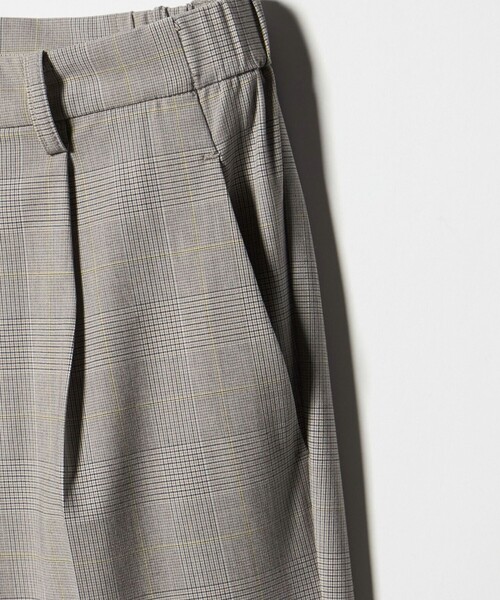 A DAY IN THE LIFE UNITED ARROWS（アデイインザライフユナイテッドアローズ）の「グレンチェック タックストレートパンツ  ‐セットアップ対応・ウォッシャブル‐ ＜A DAY IN THE LIFE＞（スラックス・レディース・ベージュ・40/36/38）」の11枚目の写真