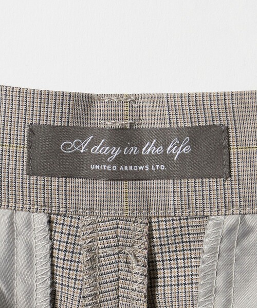 A DAY IN THE LIFE UNITED ARROWS（アデイインザライフユナイテッドアローズ）の「グレンチェック タックストレートパンツ  ‐セットアップ対応・ウォッシャブル‐ ＜A DAY IN THE LIFE＞（スラックス・レディース・ベージュ・40/36/38）」の16枚目の写真