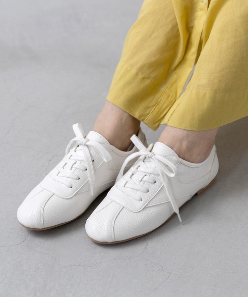 welleg（ウェレッグ）の「ローカット シンプル スニーカー（スニーカー・レディース・ライトグレー/チャコールグレー/ホワイト/イエロー・M/S/SS/3L/LL/L）」の22枚目の写真