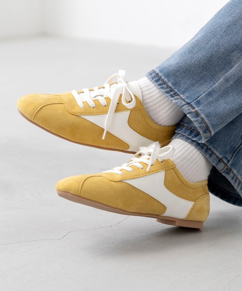 welleg（ウェレッグ）の「ローカット シンプル スニーカー（スニーカー・レディース・ライトグレー/チャコールグレー/ホワイト/イエロー・M/S/SS/3L/LL/L）」の7枚目の写真