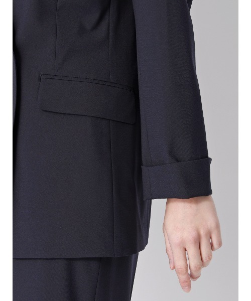 SUIT SQUARE（スーツスクエア）の「ダブルブレストジャケット ウォッシャブル ストレッチ UVカット TRトロピカル 無地（テーラードジャケット・レディース・カーキ/ネイビー・40(11号)/38(9号)/36(7号)）」の14枚目の写真