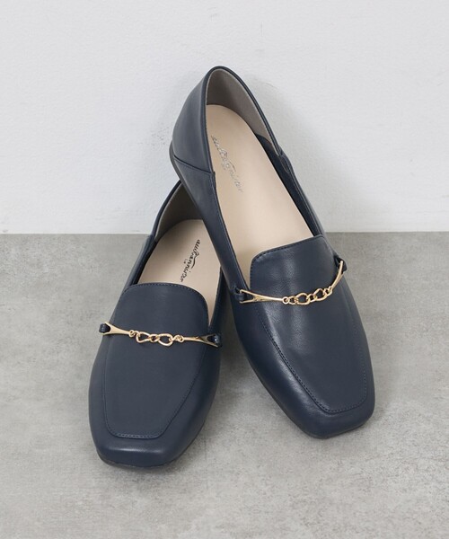 Au BANNISTER(オゥバニスター)の「【販売店舗限定】バブーシュビットモカスクエアトゥローファー(ローファー・レディース・グレイッシュベージュ/ネイビー/ブラック・38/37/36/35/40/39)」の3枚目の写真