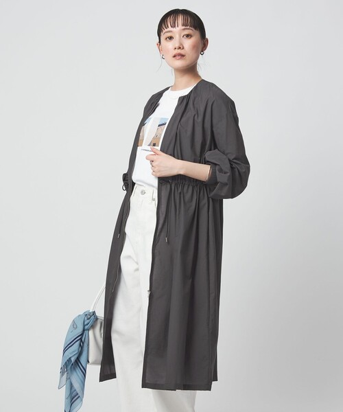 green label relaxing（グリーンレーベルリラクシング）の「ギャザー ドロスト コート 撥水（その他アウター・レディース・ダークグレー/ベージュ・38/36）」の4枚目の写真