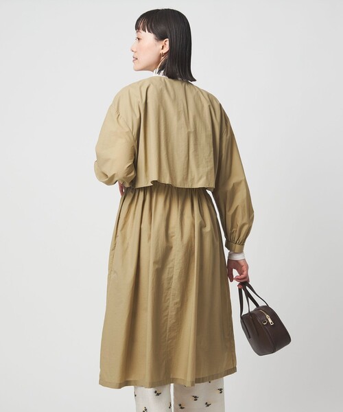 green label relaxing（グリーンレーベルリラクシング）の「ギャザー ドロスト コート 撥水（その他アウター・レディース・ダークグレー/ベージュ・38/36）」の11枚目の写真