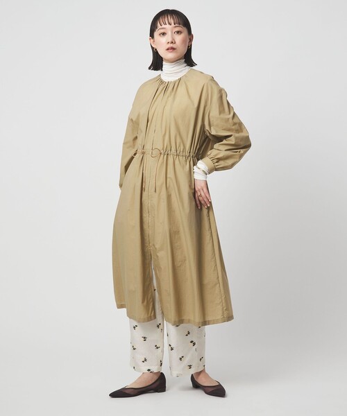 green label relaxing（グリーンレーベルリラクシング）の「ギャザー ドロスト コート 撥水（その他アウター・レディース・ダークグレー/ベージュ・38/36）」の14枚目の写真