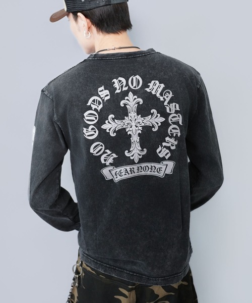 SPINNS（スピンズ）の「短丈ロングスリーブTシャツ/クロスロゴ/バックプリント（Tシャツ/カットソー・メンズ・ブラック系その他/ウッドランド/ホワイト/ブラック・ONESIZE）」の3枚目の写真