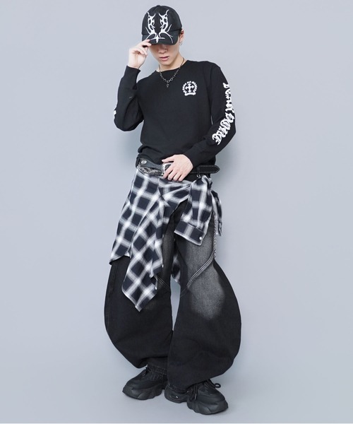 SPINNS（スピンズ）の「短丈ロングスリーブTシャツ/クロスロゴ/バックプリント（Tシャツ/カットソー・メンズ・ブラック系その他/ウッドランド/ホワイト/ブラック・ONESIZE）」の21枚目の写真