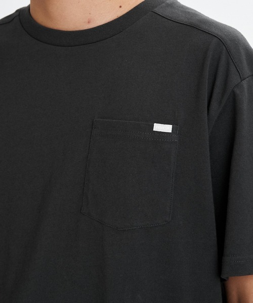 RVCA(ルーカ)の「RVCA メンズ VACANCY PKT SS Tシャツ 【2026年春夏モデル】(Tシャツ/カットソー・メンズ・ブラック系その他/オリーブ/アイボリー/ピンク系その他/ブルー系その他・MEDIUM/LARGE/X-LARGE/SMALL)」の10枚目の写真