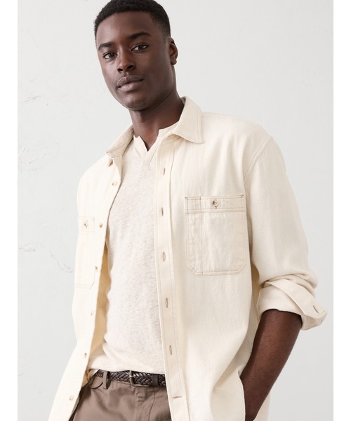 BANANA REPUBLIC FACTORY STORE（バナナリパブリック ファクトリーストア）の「BANANA REPUBLIC FACTORY STORE　　スタンダードフィット リネンブレンド ノッチネック Tシャツ（Tシャツ/カットソー・メンズ・ベージュ/ネイビー/ブルー/ピンク/グリーン・XL/M/S/L）」の8枚目の写真