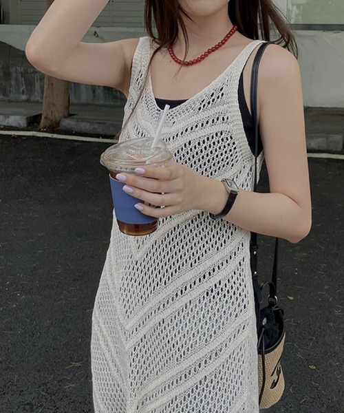 SallyLunn(サリーラン)の「透かし編み ノースリーブニットワンピース(ワンピース・レディース・ホワイト/ブラック・FREE)」の7枚目の写真