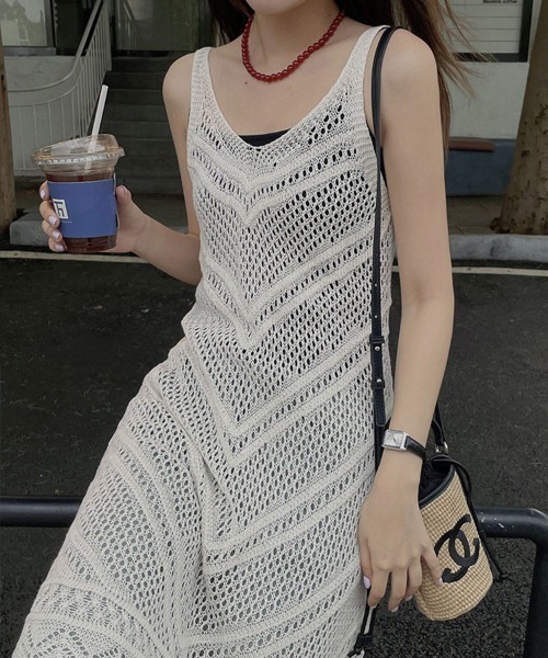 SallyLunn(サリーラン)の「透かし編み ノースリーブニットワンピース(ワンピース・レディース・ホワイト/ブラック・FREE)」の8枚目の写真
