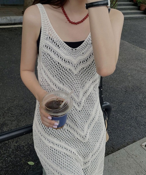 SallyLunn(サリーラン)の「透かし編み ノースリーブニットワンピース(ワンピース・レディース・ホワイト/ブラック・FREE)」の9枚目の写真
