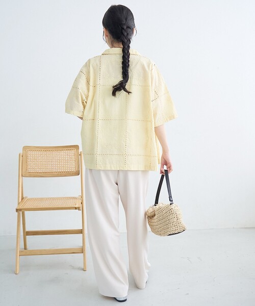 coen(コーエン)の「パッチワーク風フラワー刺繍半袖シャツ(インフルエンサー紹介アイテム)(シャツ/ブラウス・レディース・オフホワイト/ブラック/クリーム・M/L)」の18枚目の写真