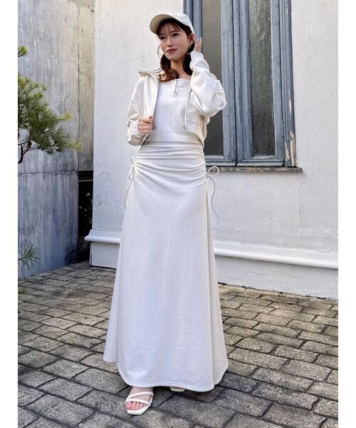 dazzlin（ダズリン）の「【UV】ロゴジップショートパーカー（パーカー・レディース・アイボリー/ネイビー/ピンク・FREE）」の6枚目の写真