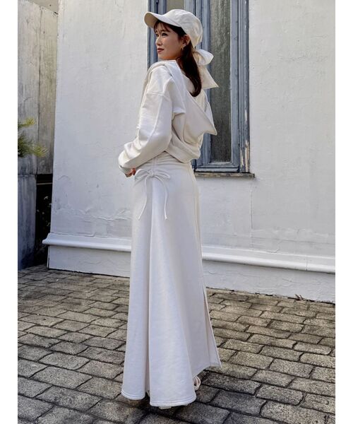 dazzlin（ダズリン）の「【UV】ロゴジップショートパーカー（パーカー・レディース・アイボリー/ネイビー/ピンク・FREE）」の7枚目の写真