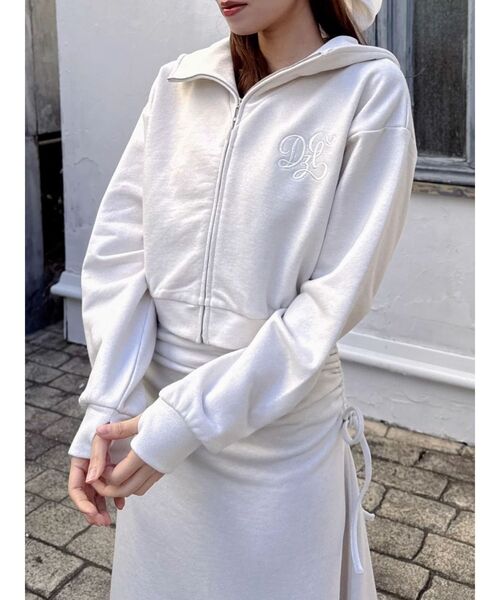 dazzlin（ダズリン）の「【UV】ロゴジップショートパーカー（パーカー・レディース・アイボリー/ネイビー/ピンク・FREE）」の12枚目の写真