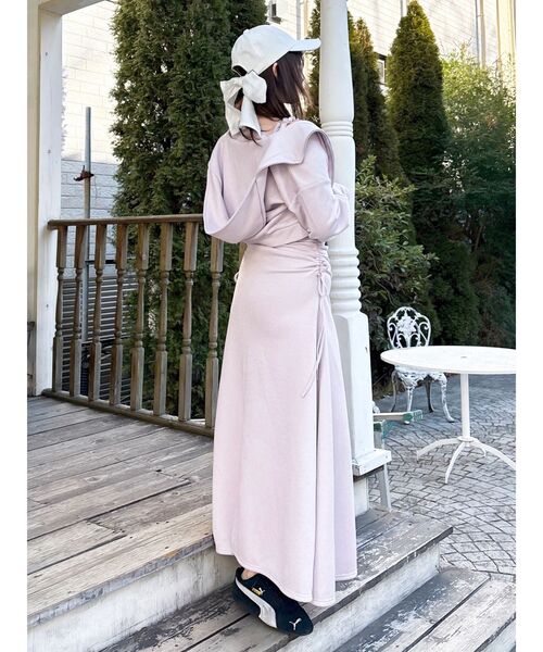 dazzlin（ダズリン）の「【UV】ロゴジップショートパーカー（パーカー・レディース・アイボリー/ネイビー/ピンク・FREE）」の17枚目の写真