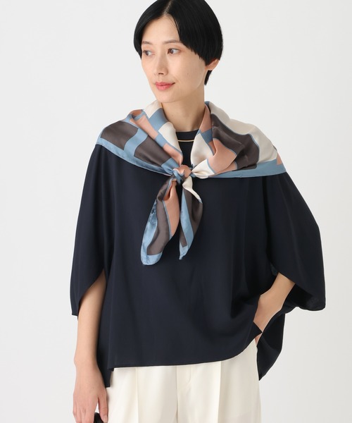 Elura(エルーラ)の「≪UVカット・セットアップ対応≫シャリサラプルオーバー/661827(シャツ/ブラウス・レディース・ダークブラウン/ライトピンク/ネイビー/ベージュ・FREE)」の9枚目の写真