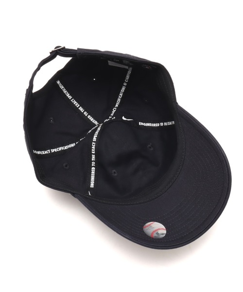 NIKE（ナイキ）の「NIKE CLUB UNSTRUCTURED ORGANIC COTTON CAP / ナイキ クラブ アンストラクチャード オーガニックコットン キャップ【SP】（キャップ・メンズ・ネイビー・M/L）」の2枚目の写真