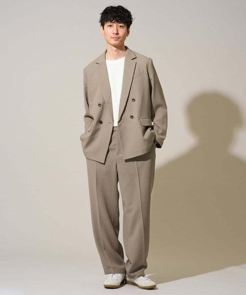 a.v.v（アーヴェヴェ）の「【イージーケア/洗濯機で洗える/毛玉になりにくい/ストレッチ】メッシュストレッチダブルブレストジャケット（テーラードジャケット・メンズ・チャコールグレー/モカ・48/46）」の4枚目の写真