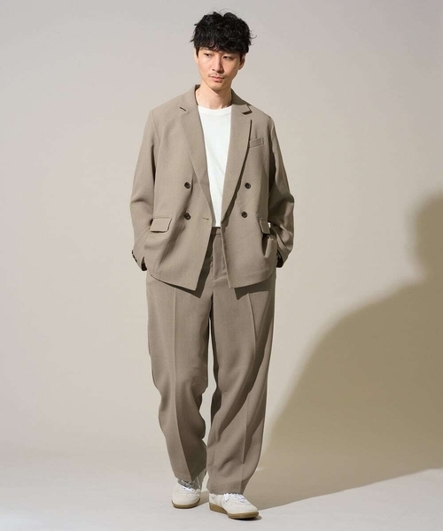 a.v.v（アーヴェヴェ）の「【イージーケア/洗濯機で洗える/毛玉になりにくい/ストレッチ】メッシュストレッチダブルブレストジャケット（テーラードジャケット・メンズ・チャコールグレー/モカ・48/46）」の5枚目の写真