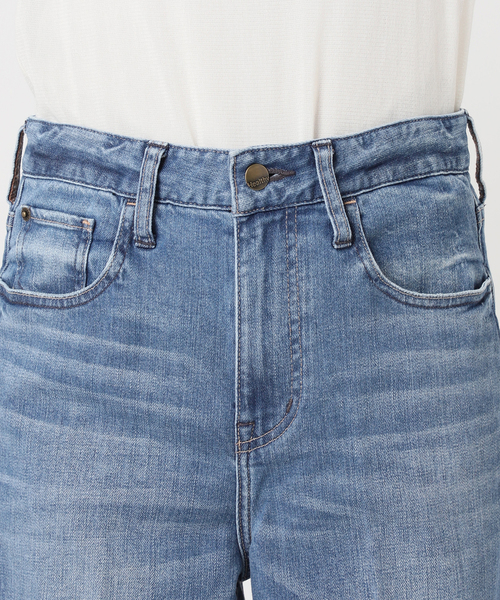 plage(プラージュ)の「Healthy denim / ヘルシーデニム 別注 SLIT デニムパンツ(デニムパンツ・レディース・クリアブルー・25/24/23)」の16枚目の写真