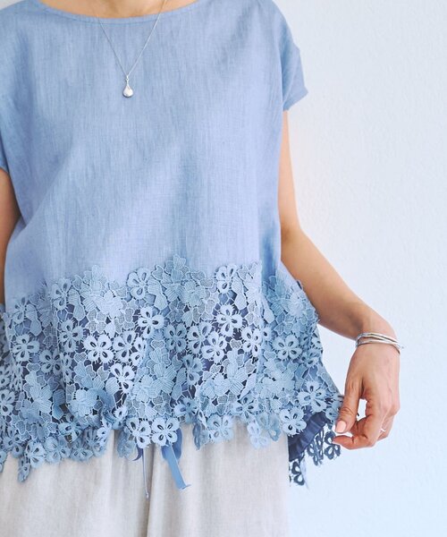 BEARDSLEY（ビアズリー）の「《4/1(水)20：00予約開始》裾レースリネンブラウス（シャツ/ブラウス・レディース・ブラック/ブルー/アイボリー・FREE）」の3枚目の写真